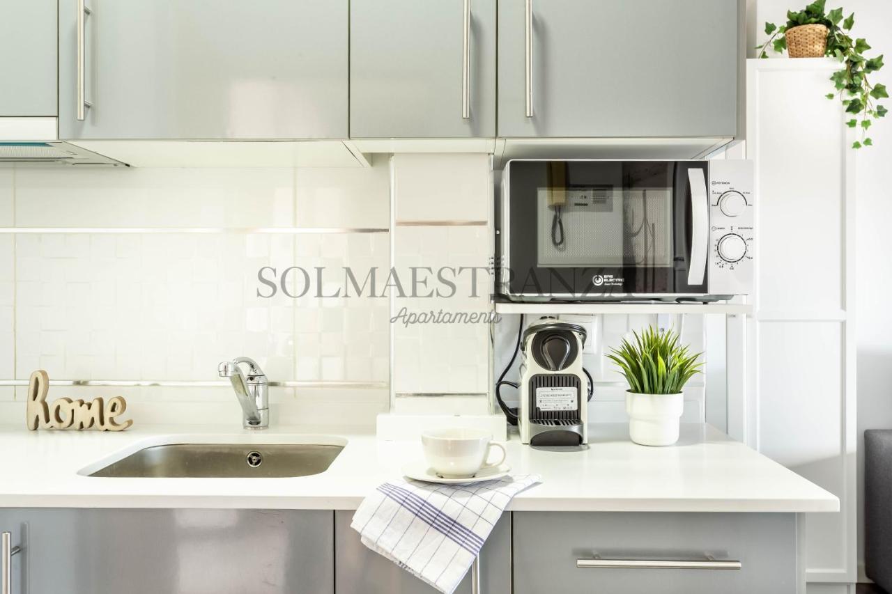 Atarazanas Apartment By Sol Maestranza Malaga Ngoại thất bức ảnh