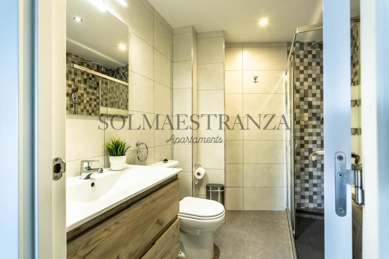 Atarazanas Apartment By Sol Maestranza Malaga Ngoại thất bức ảnh